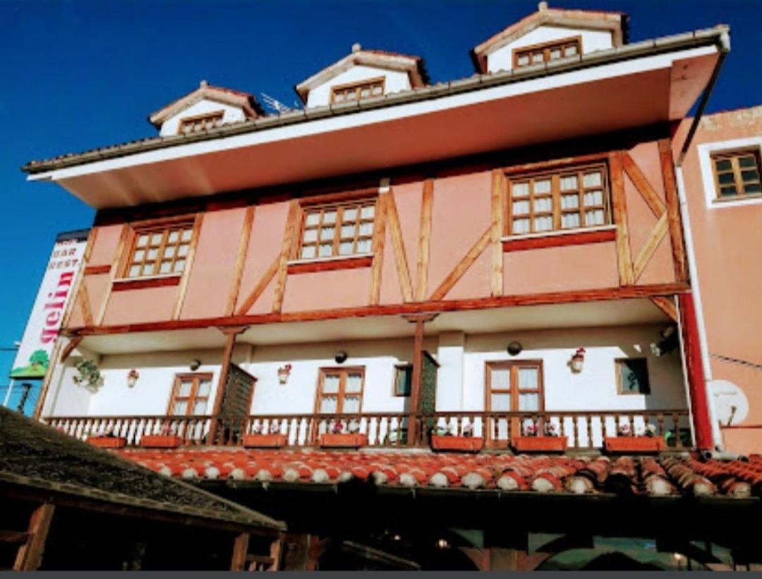 Hosteria Gelin De Gajano المظهر الخارجي الصورة